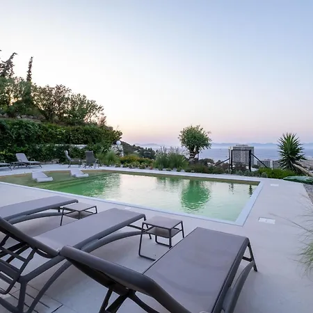 Vista By Del Sol * Rhodes City