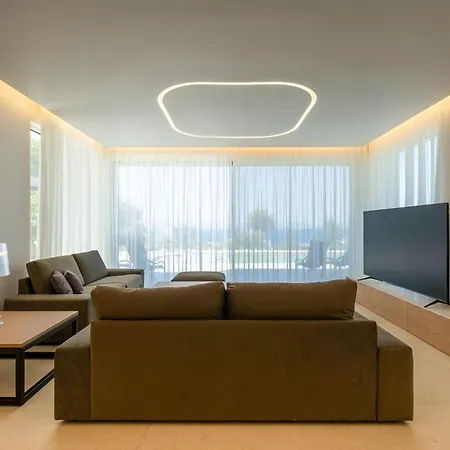 Vista By Del Sol Villa Rhodes City