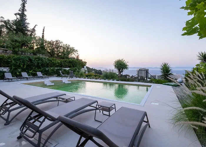 Vista By Del Sol * Rhodes City